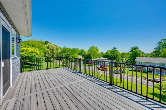530 N Midland Ave N, Nyack, NY 10960 - view of wooden terrace