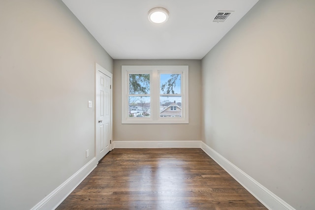 141 Park Ave, Lindenhurst, NY 11757 - photo 18