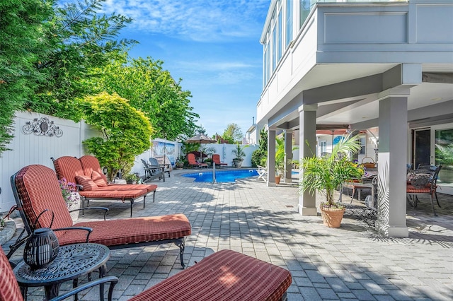 100 Mark Ln, Atlantic Beach, NY 11509 - fenced backyard with a patio