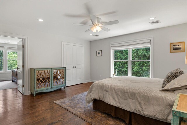 321 Sandpiper Dr, Riverhead, NY 11901 - bedroom featuring wood finished floors, recessed lighting, and ceiling fan