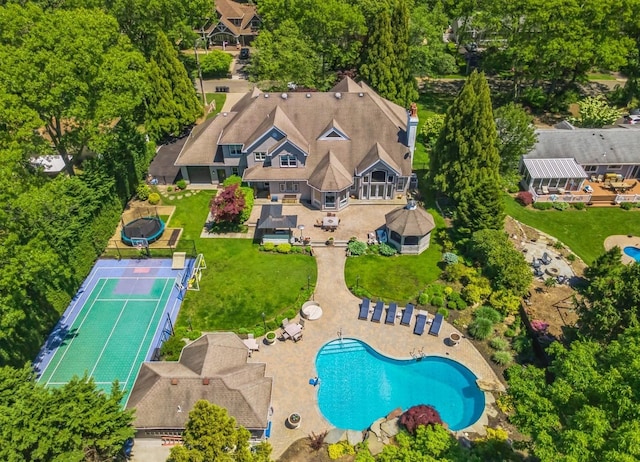 10 Colonial Dr, Smithtown, NY 11787 - aerial view of property and surrounding area featuring a pool