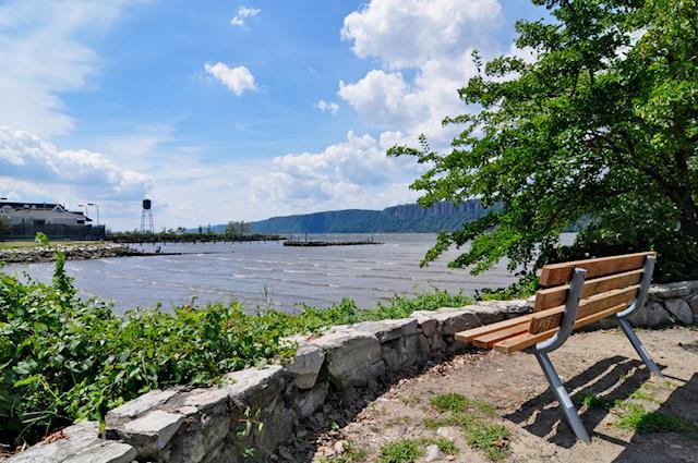 7 Ravine Dr, Hastings-On-Hudson, NY 10706 - water view