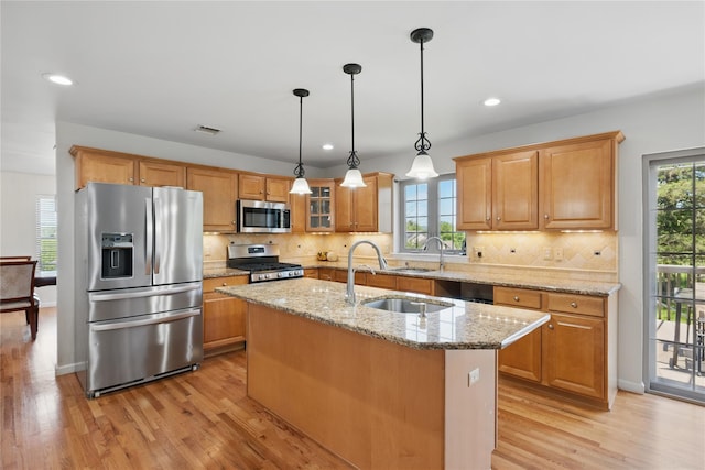 15 Prestwick Dr, Monroe, NY 10950 - kitchen featuring stainless steel appliances, light wood-type flooring, a sink, recessed lighting, and a kitchen island with sink