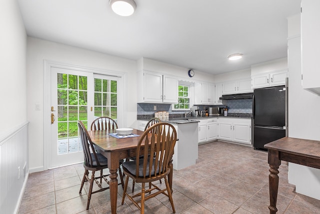 10 Catherine Pl, Katonah, NY 10536 - dining room featuring light tile patterned flooring