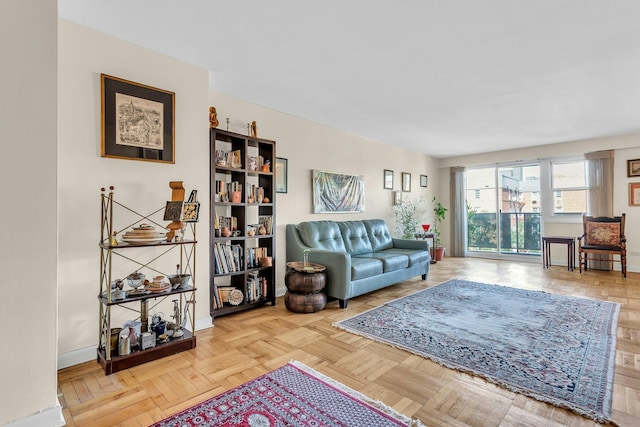 6636 Yellowstone Blvd # 6E, Forest Hills, NY 11375 - living room featuring baseboards
