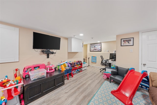20 Skipper Dr, West Islip, NY 11795 - playroom with light wood-style flooring and recessed lighting