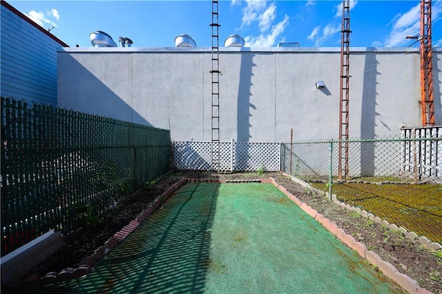 view of fenced backyard
