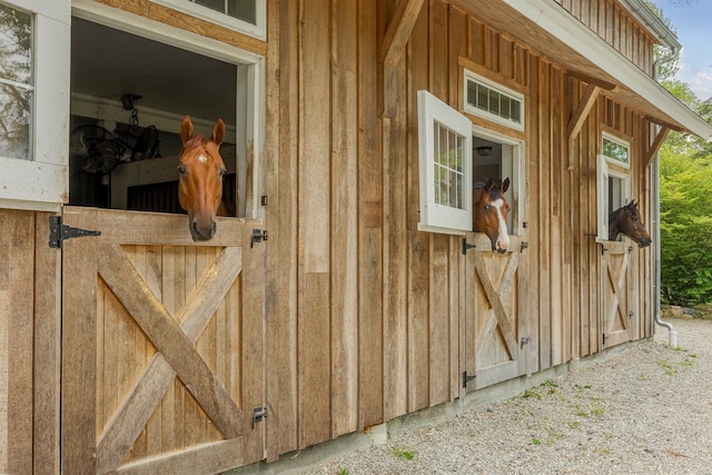 8 Lost Pond Ln, North Salem, NY 10560 - view of horse barn