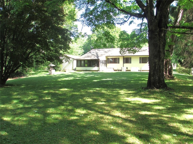 7 Holiday St, Pawling, NY 12564 - view of green lawn