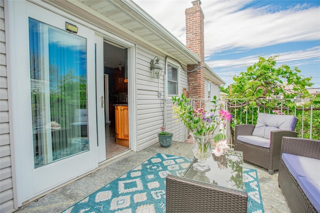 429 E Park Ave, Long Beach, NY 11561 - view of patio featuring a balcony