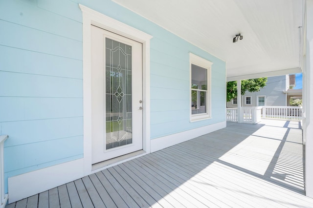 434 Griffing Ave, Riverhead, NY 11901 - view of porch