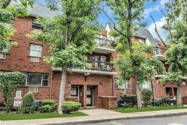 71-14 Sutton Pl Unit 1, Fresh Meadows, NY 11365 - view of property