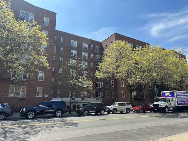610 Waring Ave Unit 5G, Bronx, NY 10467 - view of apartment building / complex