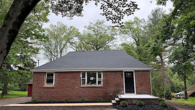 20 Pineview Rd, West Nyack, NY 10994 - bungalow-style house with brick siding and a shingled roof
