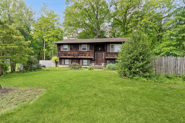 18 Norwood Pl, Nanuet, NY 10954 - view of front of home with a shingled roof