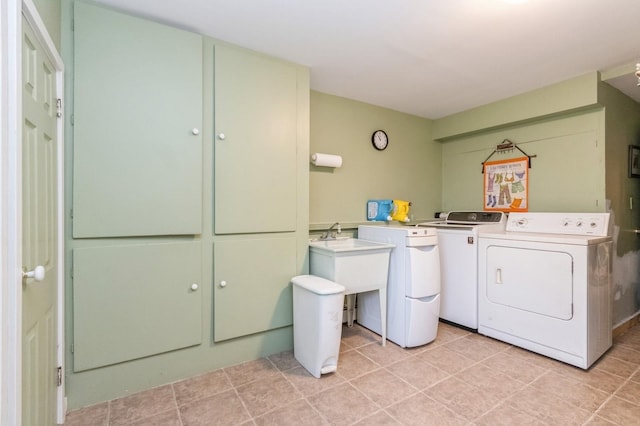 18 Norwood Pl, Nanuet, NY 10954 - laundry area featuring washer and dryer