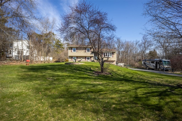 216 Hickory Hill Ln, Newburgh, NY 12550 - view of grassy yard