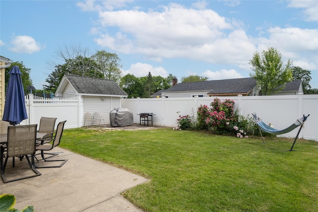 1547 Lincoln Blvd, Bay Shore, NY 11706 - view of yard with a patio and outdoor dining area