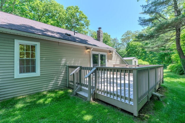 6 Knolls Rd, Poughkeepsie, NY 12601 - wooden terrace with a yard