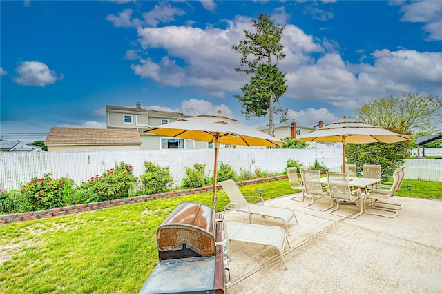 50 W Hampton Rd, Lindenhurst, NY 11747 - view of patio / terrace with outdoor dining area
