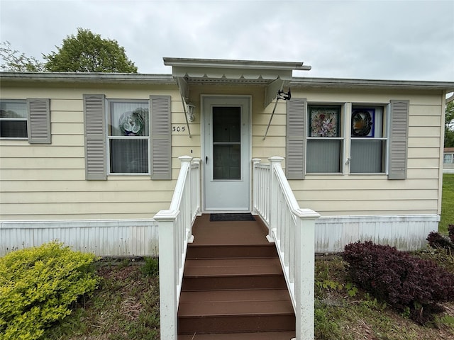 305 Brittany Ter Unit 305, Rock Tavern, NY 12575 - view of doorway to property