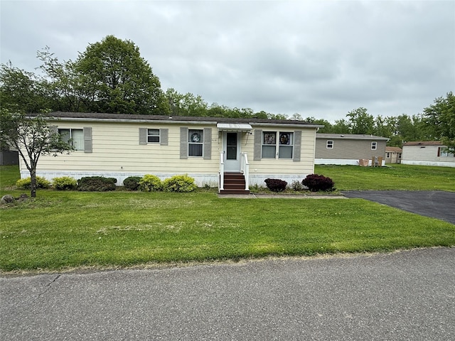 305 Brittany Ter Unit 305, Rock Tavern, NY 12575 - manufactured / mobile home with entry steps and a front yard