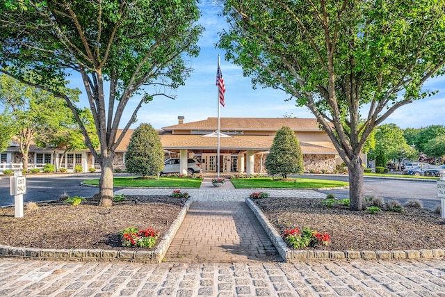 19 Hampshire Ct, Holbrook, NY 11741 - view of building exterior