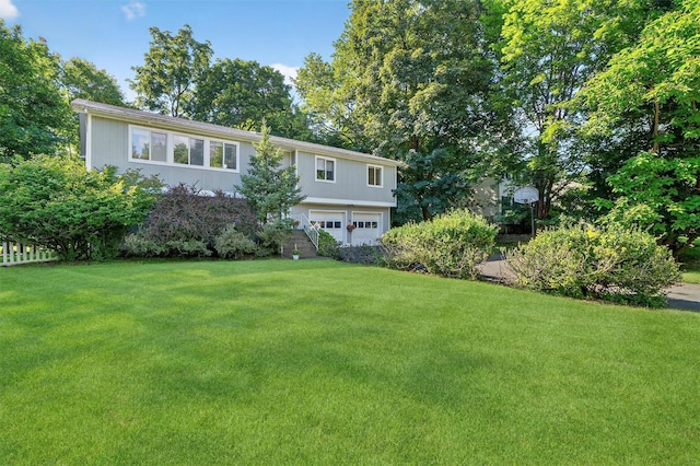 1 Paddock Ln, Suffern, NY 10901 - photo 1