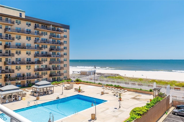 522 Shore Rd Unit 4W, Long Beach, NY 11561 - photo 2