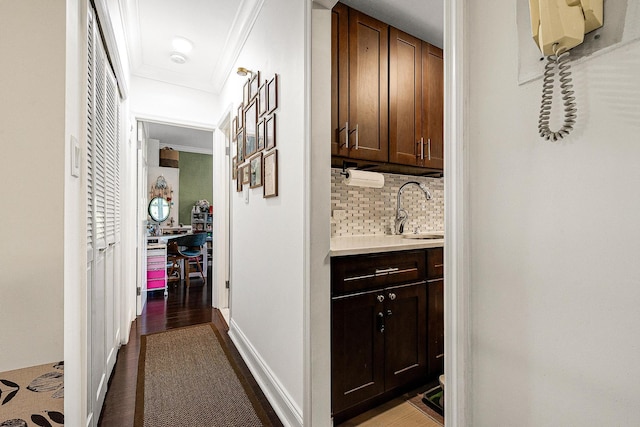 67-66 108th St Unit A32, Forest Hills, NY 11375 - corridor with a sink and ornamental molding