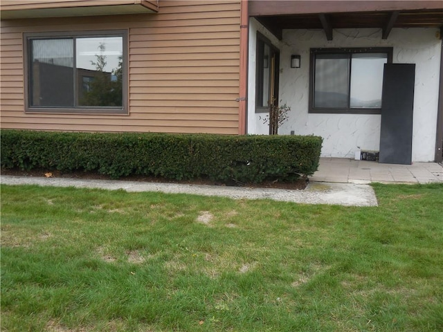 350 N Water St Unit 1-7, Newburgh, NY 12550 - entrance to property featuring a yard