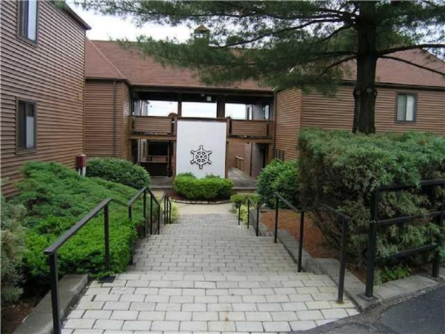 350 N Water St Unit 1-7, Newburgh, NY 12550 - view of property entrance