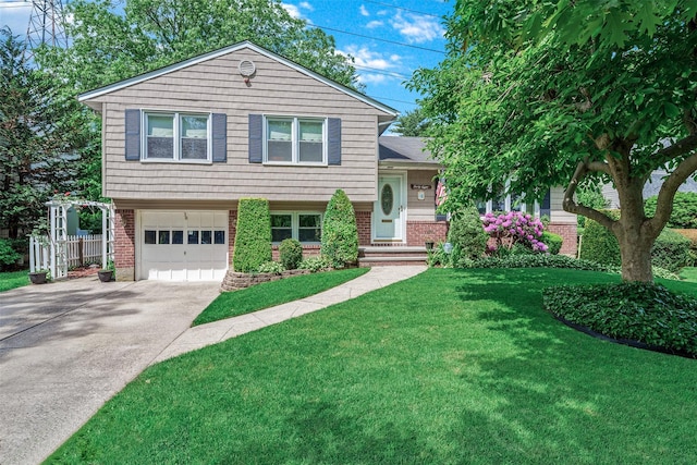 38 Pell Ter, Garden City, NY 11530 - photo 1