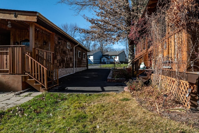 6 Medallion Rd, Kiamesha Lake, NY 12751 - view of green lawn