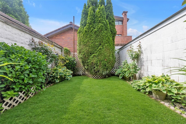 149-32 18th Ave, Whitestone, NY 11357 - view of green lawn