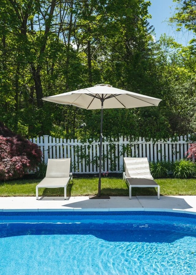222 Lakeside Rd, Newburgh, NY 12550 - view of swimming pool