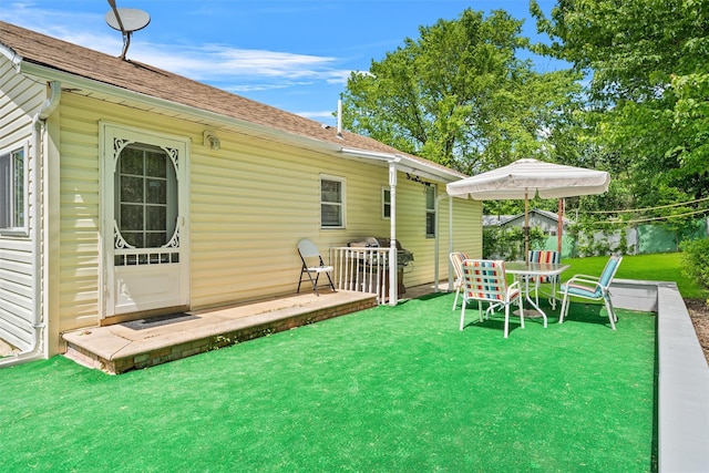 7 Crestwood Trl, Monroe, NY 10950 - view of green lawn with outdoor dining space