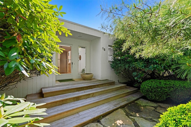 15 Elizabeth Ln, Quogue, NY 11959 - view of doorway to property