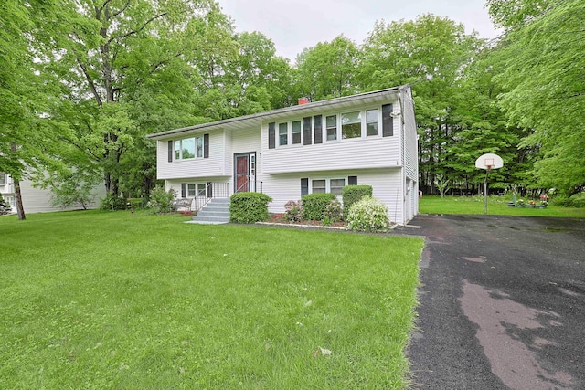 10 Cregan Pl, Monroe, NY 10950 - bi-level home with a front yard, driveway, and a chimney