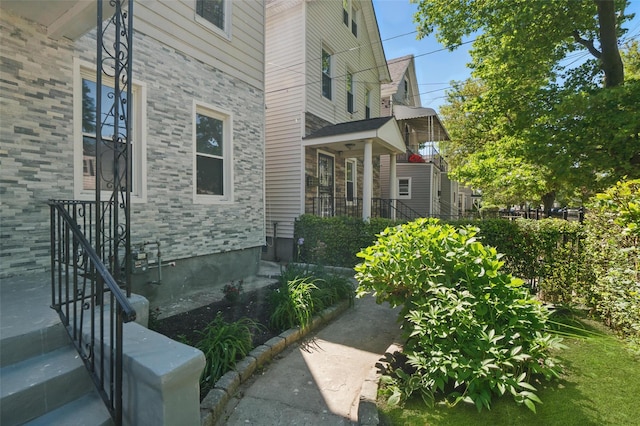 419 S 7th Ave, Mount Vernon, NY 10550 - view of side of property featuring stone siding
