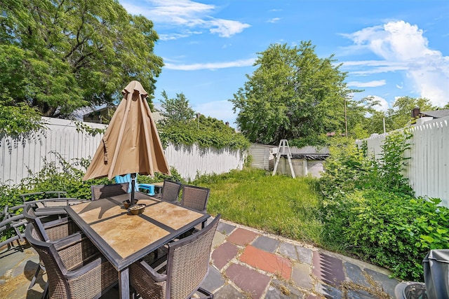 2808 Philip Ave, Bronx, NY 10465 - fenced backyard featuring outdoor dining area and a patio area