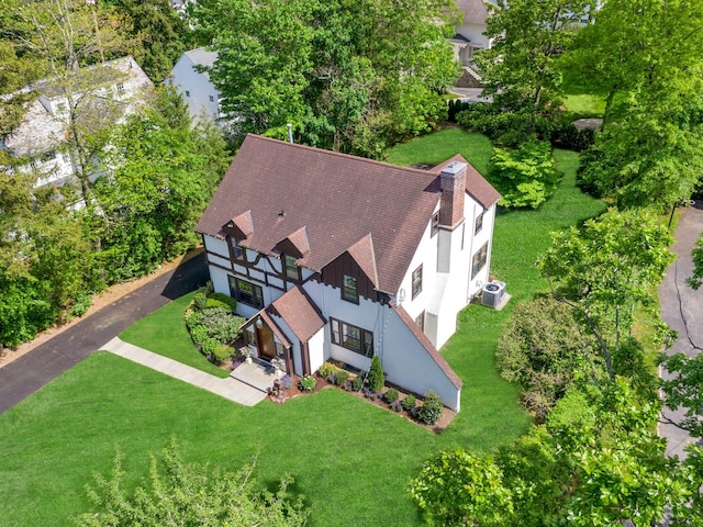 106 Garden Rd, Scarsdale, NY 10583 - aerial view of property and surrounding area featuring a tree filled landscape