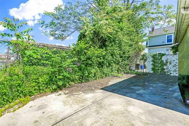 225-35 106th Ave, Queens Village, NY 11429 - view of patio