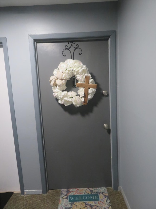2453A Union Blvd Unit 21A, Islip, NY 11751 - detailed view of carpet and baseboards
