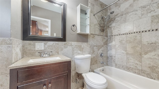 105 Pilgrim Pl, Valley Stream, NY 11580 - full bath with toilet, shower / washtub combination, tile walls, and vanity