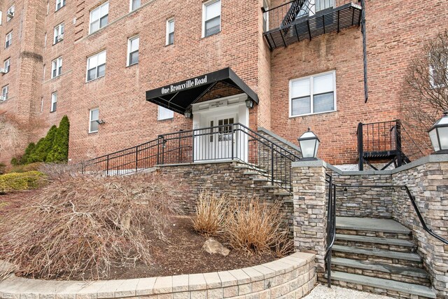 1 Bronxville Rd Unit 6M, Bronxville, NY 10708 - view of apartment building / complex