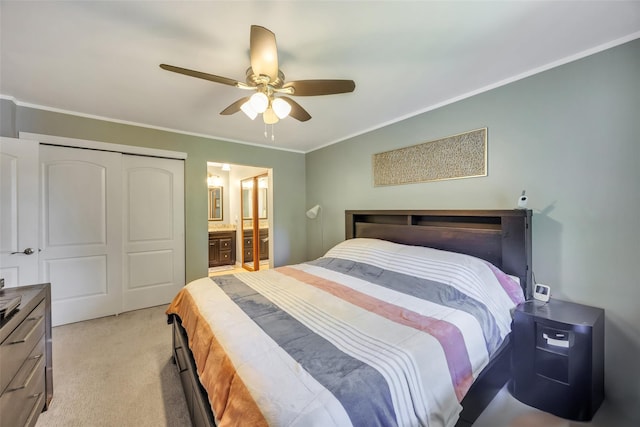 5 Firwood Dr, Farmingville, NY 11738 - bedroom featuring light carpet, crown molding, ensuite bath, ceiling fan, and a closet