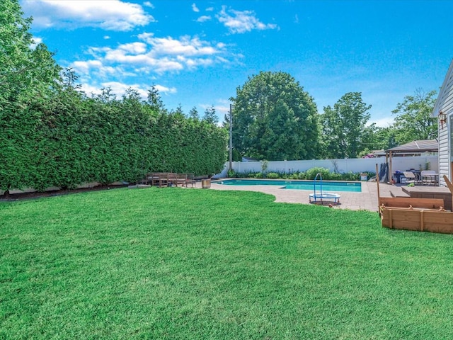 4 Whitebirch Ln, Commack, NY 11725 - view of yard featuring a patio area