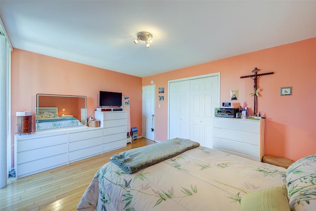 10-11 162nd St Unit 7A, Beechhurst, NY 11357 - bedroom with wood finished floors and a closet