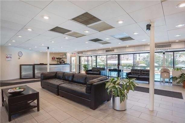 10-11 162nd St Unit 7A, Beechhurst, NY 11357 - common area featuring a drop ceiling